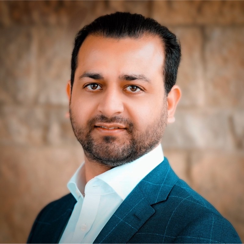 Maneesh Bakshi
